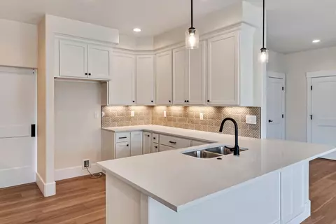 Kitchen - 1024 Snowdrop Ct, Fruita, CO 81521 photo 1 of 2