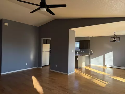 Living - 255 Sargent Cir, Fruita, CO 81521 photo 3 of 8