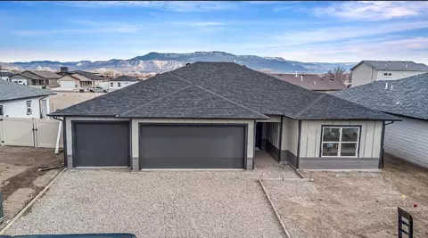 418 Pear Ln, Grand Junction, CO 81504