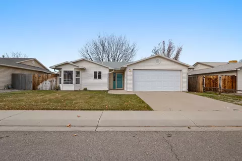 253 E Gloucester Cir, Grand Junction, CO 81503