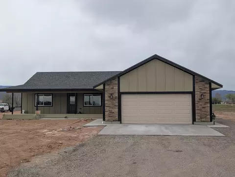 20177 Lilac Ln, Eckert, CO 81418