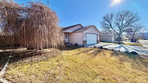 Exterior - 760 Jasper Dr, Fruita, CO 81521 photo 3 of 10