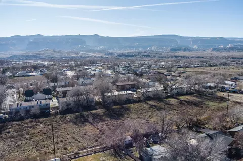 View/Area - 323 E Concord Dr, Fruita, CO 81521 photo 6 of 10