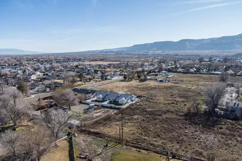View/Area - 323 E Concord Dr, Fruita, CO 81521 photo 7 of 10