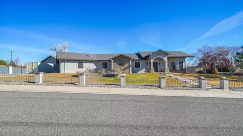 648 Pineneedle Ct, Grand Junction, CO 81506