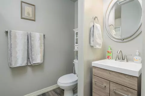 Bath - 1178 Windsor Park Dr, Fruita, CO 81521 photo 1 of 4