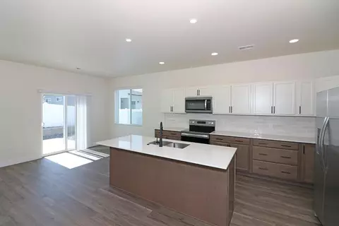 Kitchen - 1640 Rusty Rivet Rd, Fruita, CO 81521 photo 4 of 4
