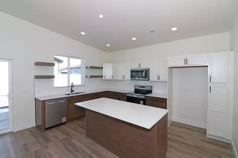 Kitchen - 1703 Rusty Rivet Rd, Fruita, CO 81521 photo 3 of 5