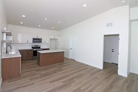 Kitchen - 1703 Rusty Rivet Rd, Fruita, CO 81521 photo 2 of 5