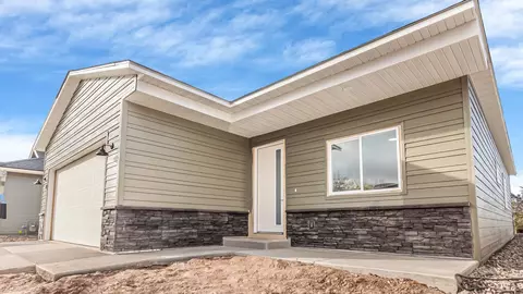 214 Limberpine Cir, Parachute, CO 81635