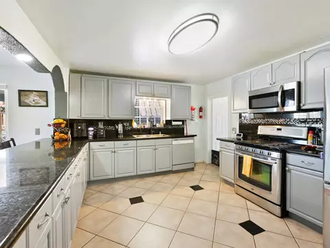 Kitchen - 20809 Nowhere Rd, Eckert, CO 81418 photo 2 of 4