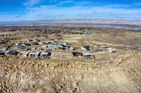 359 Ledges Pt, Grand Junction, CO 81507