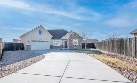 858 St Peppin Dr, Fruita, CO 81521