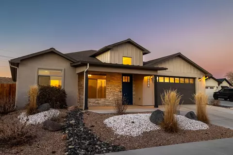 688 Woodworth Ct, Grand Junction, CO 81506