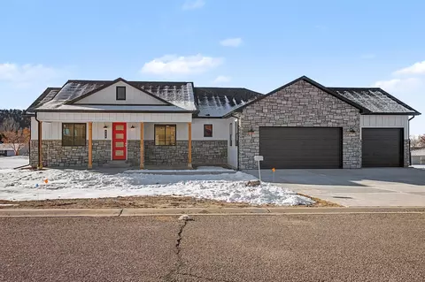 950 S Fairway Dr, Cedaredge, CO 81413