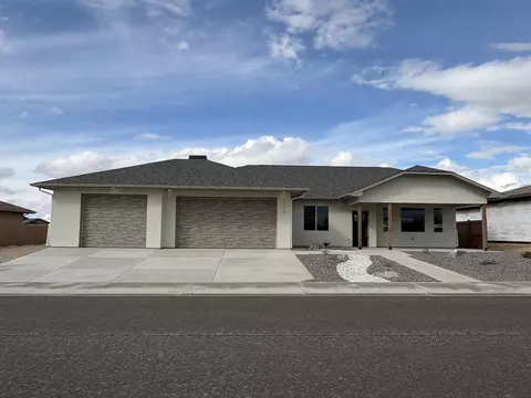 2626 Tiger Eye Ln, Grand Junction, CO 81506