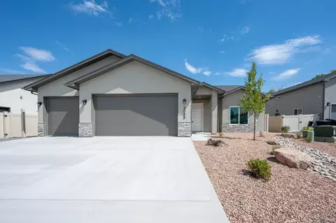 3084 Thunder Cloud Dr, Grand Junction, CO 81504