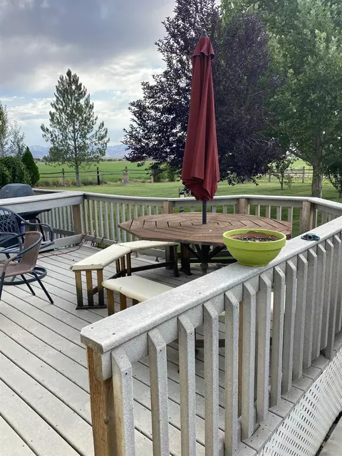 Exterior - 1456 17 Rd, Fruita, CO 81521 photo 8 of 10