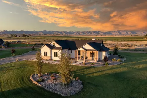 1648 Saddle Ring Ct, Loma, CO 81524