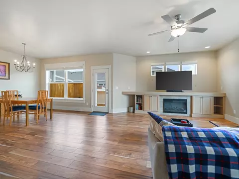 Living - 1245 Periwinkle Ct, Fruita, CO 81521 photo 1 of 5
