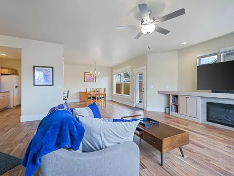 Living - 1245 Periwinkle Ct, Fruita, CO 81521 photo 2 of 5