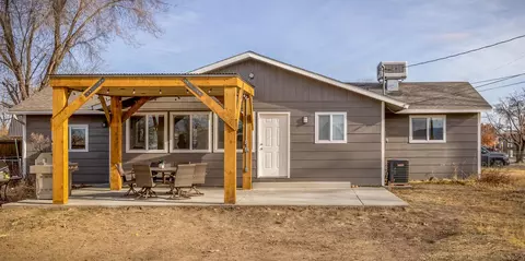 Exterior - 137 N Willow St, Fruita, CO 81521 photo 2 of 7