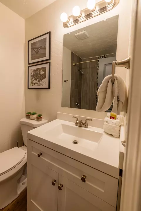 Bath - 137 N Willow St, Fruita, CO 81521 photo 2 of 2