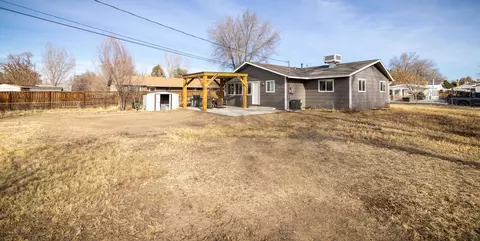 Exterior - 137 N Willow St, Fruita, CO 81521 photo 4 of 7