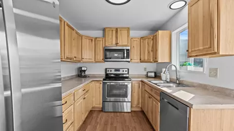 Kitchen - 318 E Aspen Ave, Fruita, CO 81521 photo 2 of 2