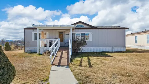 3257 Friendship Dr, Clifton, CO 81520