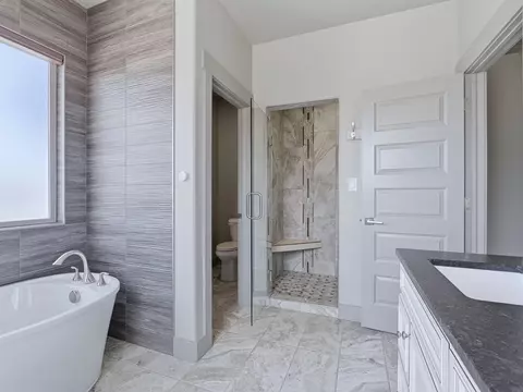 Bath - 1223 Eagle Way, Fruita, CO 81521 photo 3 of 7