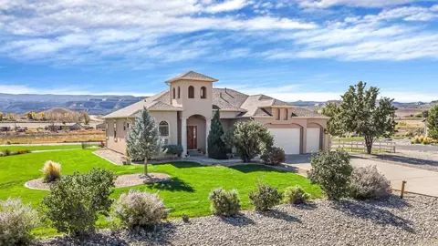 1315 L 710 Rd, Loma, CO 81524