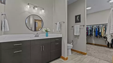 Bath - 2085 Kedrowski Ct, Fruita, CO 81521 photo 1 of 4