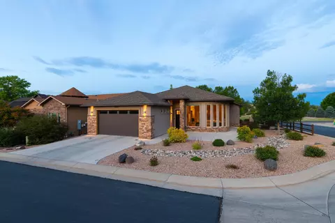 2098 Two Wood Dr, Grand Junction, CO 81507