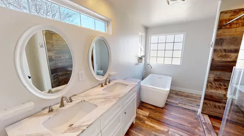 Bath - 1166 17 12 Rd, Fruita, CO 81521 photo 3 of 4