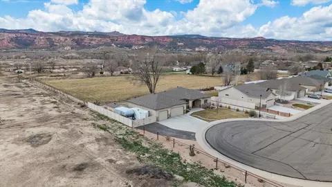 View/Area - 686 Beech Ave, Fruita, CO 81521 photo 2 of 6