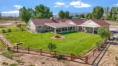 1392 M 14 Rd, Loma, CO 81524
