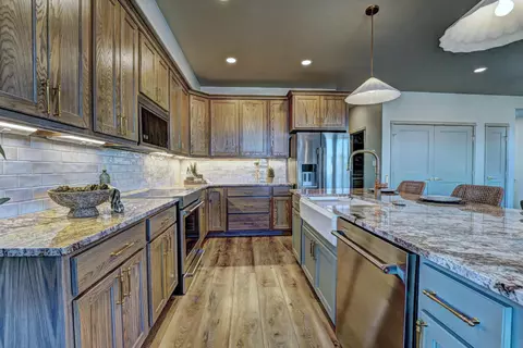 Kitchen - 1985 Tomochic Dr, Fruita, CO 81521 photo 6 of 8