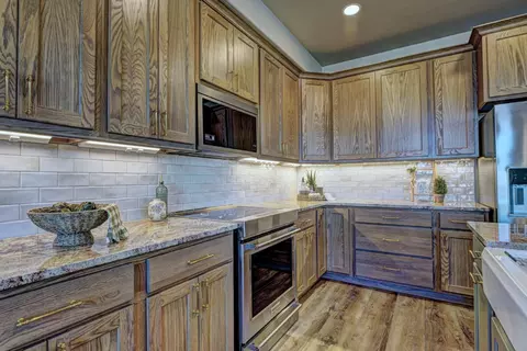 Kitchen - 1985 Tomochic Dr, Fruita, CO 81521 photo 7 of 8