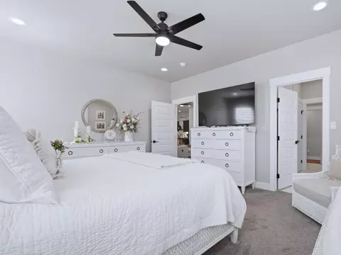 Bedroom - 734 Flamecrest Dr, Fruita, CO 81521 photo 2 of 4