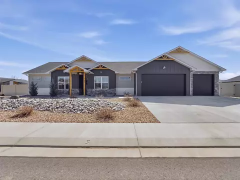 734 Flamecrest Dr, Fruita, CO 81521