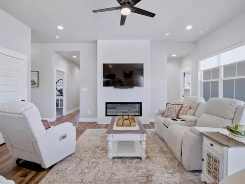 Living - 734 Flamecrest Dr, Fruita, CO 81521 photo 2 of 2
