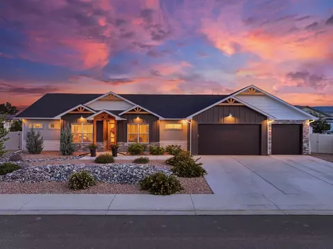 Exterior - 734 Flamecrest Dr, Fruita, CO 81521 photo 8 of 8