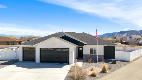 Exterior - 834 Adams Dr, Fruita, CO 81521 photo 1 of 3