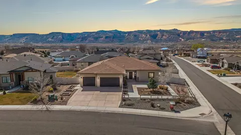 View/Area - 944 Adobe View Way, Fruita, CO 81521 photo 1 of 6