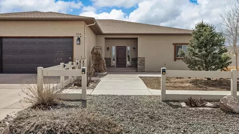 Exterior - 944 Adobe View Way, Fruita, CO 81521 photo 7 of 7