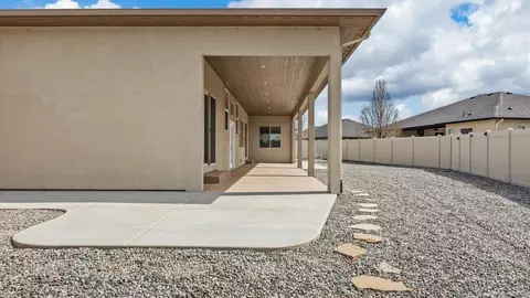 Exterior - 944 Adobe View Way, Fruita, CO 81521 photo 4 of 7