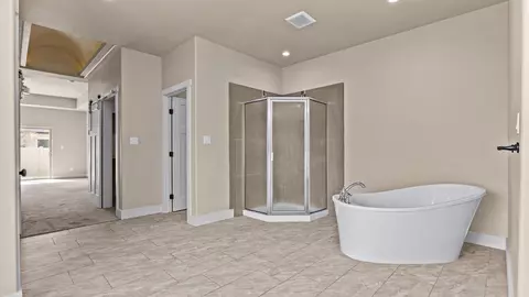 Bath - 944 Adobe View Way, Fruita, CO 81521 photo 2 of 5