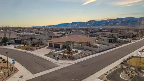 View/Area - 944 Adobe View Way, Fruita, CO 81521 photo 2 of 6