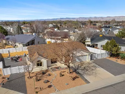 219 Round Rock Cir, Grand Junction, CO 81503